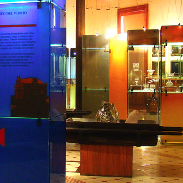 Museo del Vidrio (MUVI)